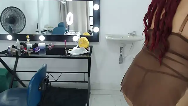Snapshot of keyla-sensual chatting on July 29, 2026, 2:37 pm keyla-sensual online show from July 29, 2026, 2:37 pm