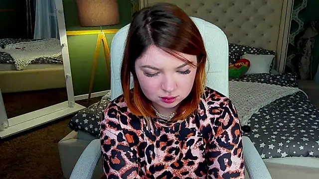 RosieMoons online show from January 31, 2025, 5:09 am