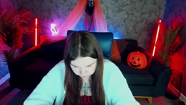 RosieMoons online show from October 29, 2025, 8:32 pm