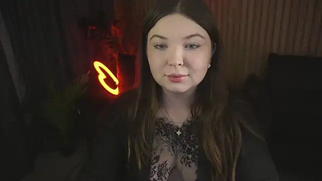 Snapshot of RosieMoons chatting on February 17, 2026, 8:15 pm RosieMoons online show from February 17, 2026, 8:15 pm