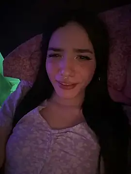 Snapshot of ShannonShanny chatting on March 12, 2025, 8:20 pm ShannonShanny online show from March 12, 2025, 8:20 pm