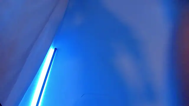 Snapshot of angeloflovee chatting on December 15, 2025, 5:44 am angeloflovee online show from December 15, 2025, 5:44 am