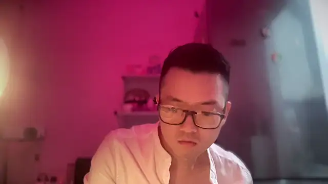 Snapshot of wangjian2324 chatting on February 8, 2025, 12:28 pm wangjian2324 online show from February 8, 2025, 12:28 pm