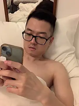 Snapshot of wangjian2324 chatting on November 23, 2025, 12:27 pm wangjian2324 online show from November 23, 2025, 12:27 pm