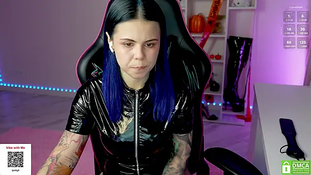 Snapshot of Latex_Kitty chatting on October 29, 2025, 3:14 pm Latex Kitty online show from October 29, 2025, 3:14 pm