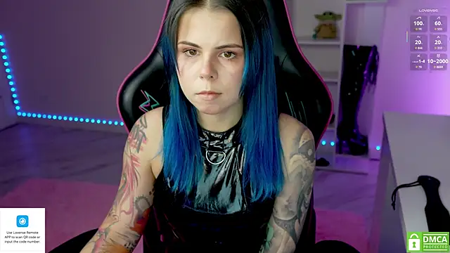 Snapshot of Latex_Kitty chatting on November 14, 2025, 1:43 pm Latex Kitty online show from November 14, 2025, 1:43 pm