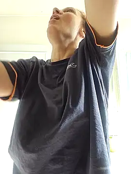 Exhibitionsplit online show from November 16, 2025, 11:38 am