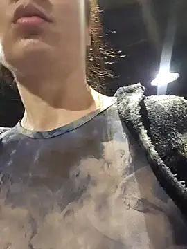 Exhibitionsplit online show from February 6, 2026, 10:35 pm