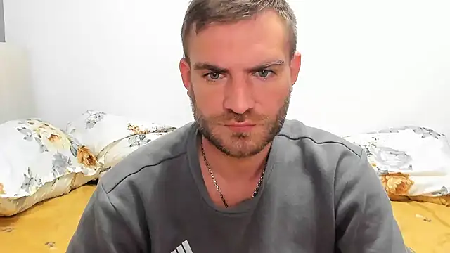 Snapshot of 10in_deluxe chatting on January 12, 2025, 7:43 am 10in deluxe online show from January 12, 2025, 7:43 am