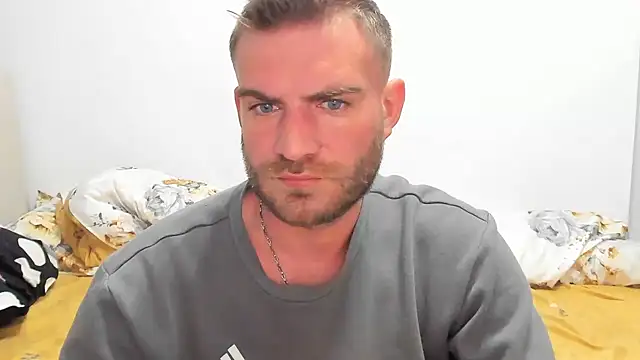 Snapshot of 10in_deluxe chatting on January 14, 2025, 4:08 pm 10in deluxe online show from January 14, 2025, 4:08 pm