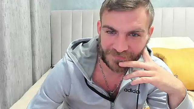 Snapshot of 10in_deluxe chatting on January 30, 2025, 8:22 am 10in deluxe online show from January 30, 2025, 8:22 am