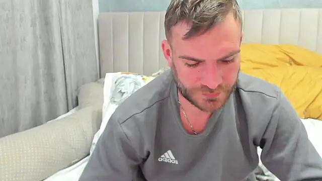 Snapshot of 10in_deluxe chatting on February 11, 2025, 7:23 am 10in deluxe online show from February 11, 2025, 7:23 am