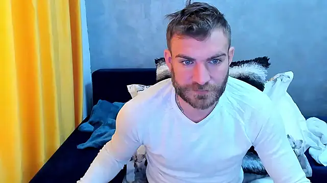 Snapshot of 10in_deluxe chatting on February 21, 2025, 6:40 am 10in deluxe online show from February 21, 2025, 6:40 am