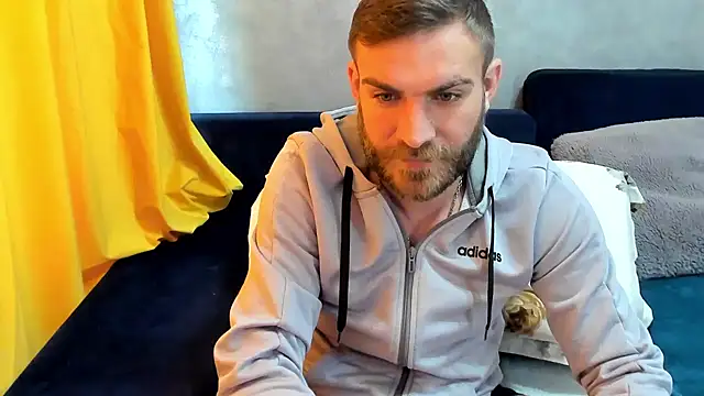 Snapshot of 10in_deluxe chatting on February 23, 2025, 6:39 am 10in deluxe online show from February 23, 2025, 6:39 am