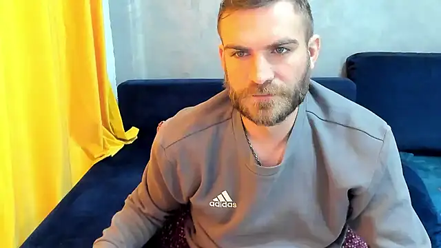 Snapshot of 10in_deluxe chatting on February 25, 2025, 6:14 am 10in deluxe online show from February 25, 2025, 6:14 am