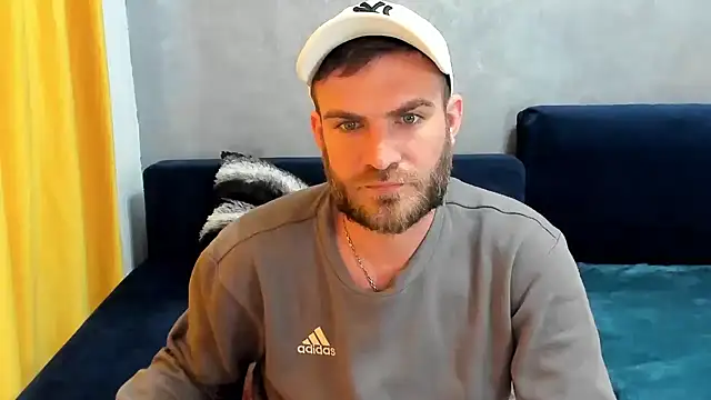 Snapshot of 10in_deluxe chatting on March 1, 2025, 8:13 am 10in deluxe online show from March 1, 2025, 8:13 am