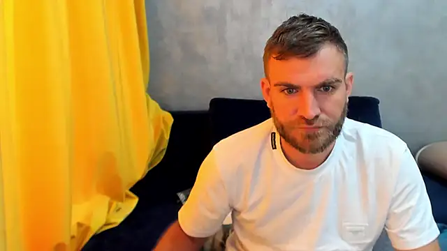 Snapshot of 10in_deluxe chatting on March 21, 2025, 6:05 am 10in deluxe online show from March 21, 2025, 6:05 am