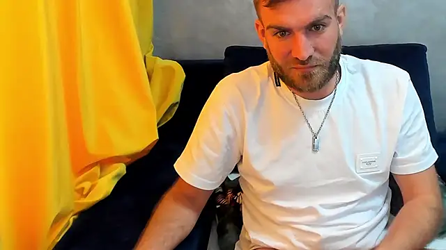 Snapshot of 10in_deluxe chatting on March 21, 2025, 9:12 am 10in deluxe online show from March 21, 2025, 9:12 am