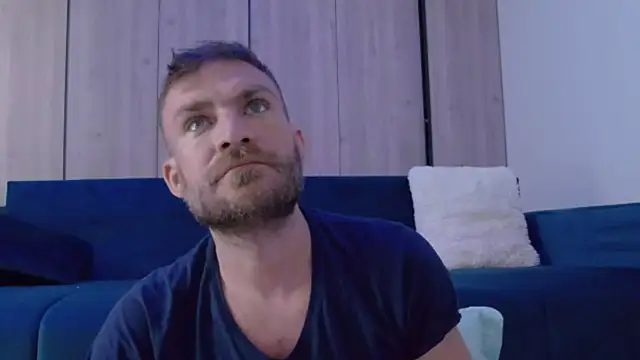 Snapshot of 10in_deluxe chatting on October 26, 2025, 7:58 am 10in deluxe online show from October 26, 2025, 7:58 am