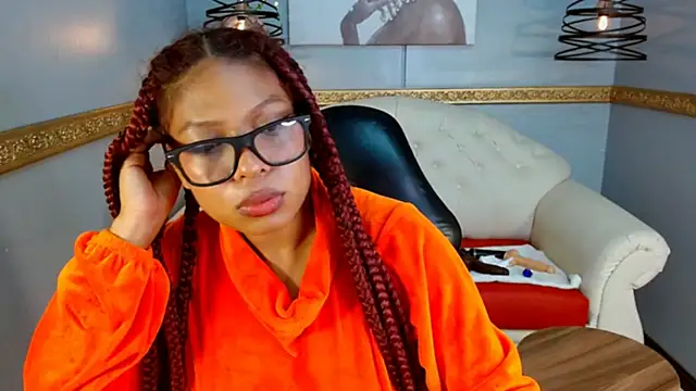 Snapshot of Naomi_Tylers chatting on November 1, 2025, 10:23 pm Naomi Tylers online show from November 1, 2025, 10:23 pm