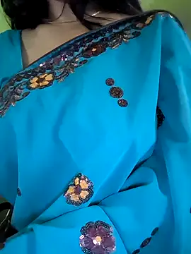 Shreya727 online show from March 18, 2026, 7:28 pm