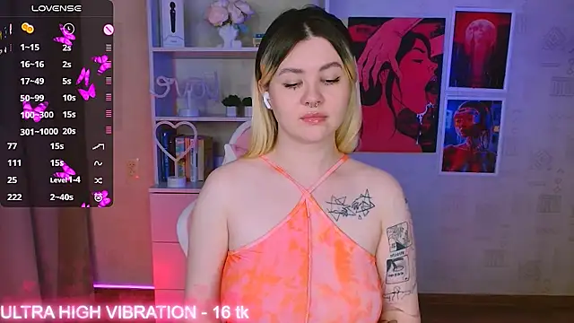 cutie mili online show from February 7, 2025, 2:15 pm