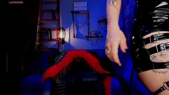 Snapshot of irregular_fetish_ chatting on December 26, 2024, 8:53 pm irregular fetish online show from December 26, 2024, 8:53 pm