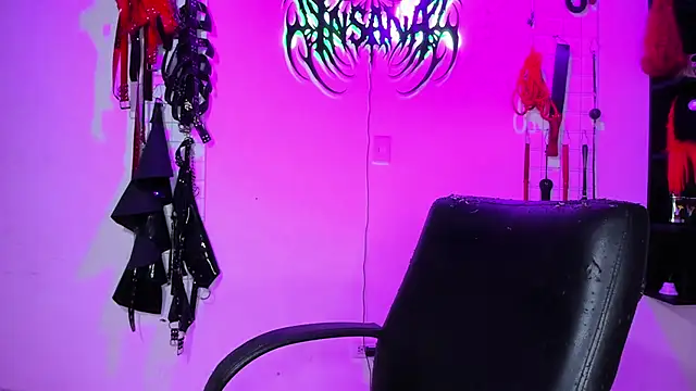 irregular fetish  online show from March 28, 2026, 7:57 pm