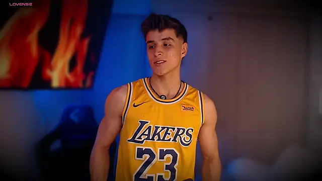 thomklein online show from December 19, 2025, 7:43 pm