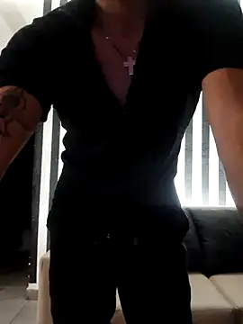 pretorianoo53 online show from November 9, 2025, 3:38 am