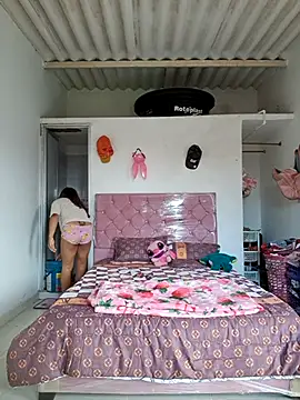 Snapshot of Conejita_XV chatting on October 2, 2025, 9:33 pm Conejita XV online show from October 2, 2025, 9:33 pm