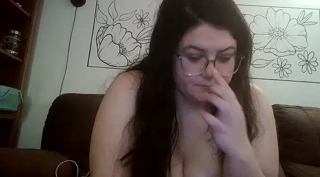 creativescholar1992 online show from March 16, 2025, 10:20 pm