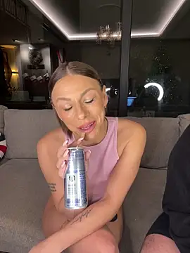 Snapshot of SexOnMyLvL chatting on November 25, 2025, 8:09 pm SexOnMyLvL online show from November 25, 2025, 8:09 pm