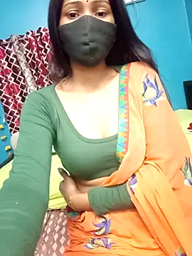 Snapshot of Triha_18 chatting on October 31, 2025, 5:36 pm Triha 18 online show from October 31, 2025, 5:36 pm