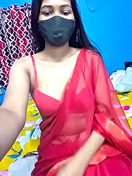 Snapshot of Triha_18 chatting on December 15, 2025, 1:48 pm Triha 18 online show from December 15, 2025, 1:48 pm