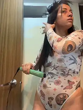 Snapshot of Juana19 chatting on December 2, 2025, 1:50 pm Juana19 online show from December 2, 2025, 1:50 pm