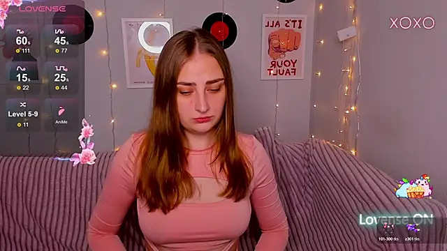 Snapshot of MilliStrii chatting on January 10, 2026, 12:45 am MilliStrii online show from January 10, 2026, 12:45 am