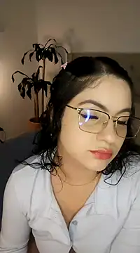 Snapshot of Lia_Hurley chatting on December 24, 2024, 3:16 pm Lia Hurley online show from December 24, 2024, 3:16 pm