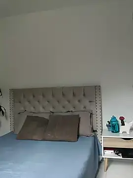 Snapshot of Lia_Hurley chatting on January 28, 2025, 1:16 pm Lia Hurley online show from January 28, 2025, 1:16 pm