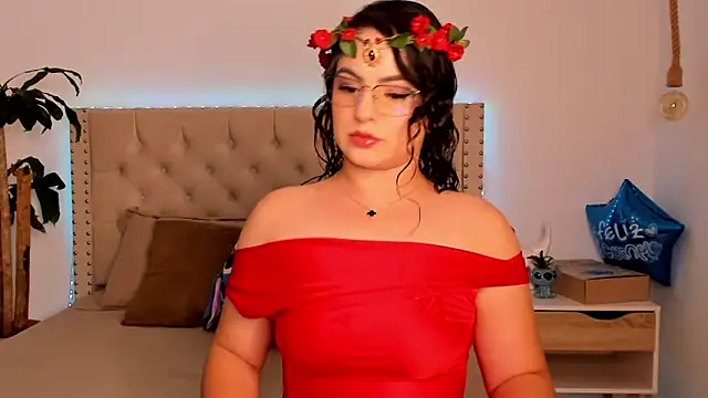 Snapshot of Lia_Hurley chatting on February 14, 2025, 5:03 pm Lia Hurley online show from February 14, 2025, 5:03 pm