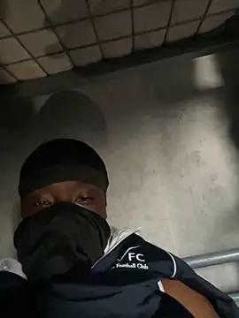 Snapshot of elninoblacko chatting on December 12, 2024, 1:39 pm elninoblacko online show from December 12, 2024, 1:39 pm