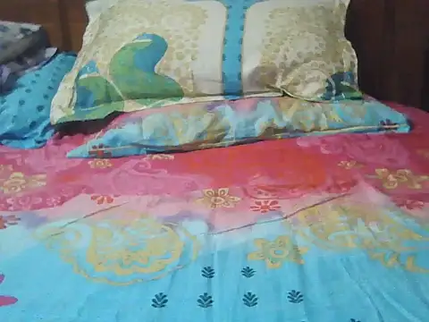 Snapshot of Nuttysub chatting on December 18, 2025, 2:17 am Nuttysub online show from December 18, 2025, 2:17 am