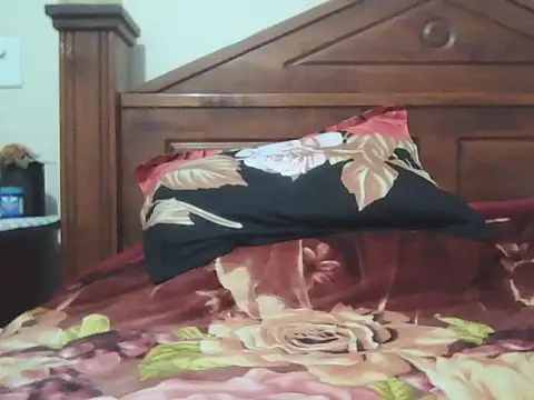 Snapshot of Nuttysub chatting on January 15, 2026, 2:49 am Nuttysub online show from January 15, 2026, 2:49 am