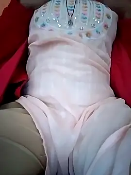 Snapshot of Mangla_Bhabhi chatting on December 9, 2024, 3:40 am Mangla Bhabhi online show from December 9, 2024, 3:40 am