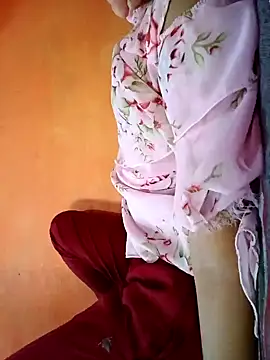 Snapshot of Mangla_Bhabhi chatting on September 22, 2025, 8:16 am Mangla Bhabhi online show from September 22, 2025, 8:16 am