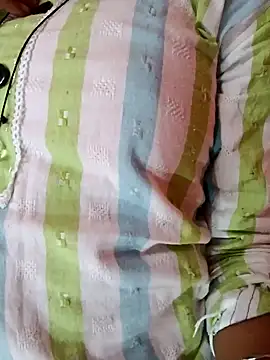 Snapshot of Mangla_Bhabhi chatting on October 26, 2025, 2:50 am Mangla Bhabhi online show from October 26, 2025, 2:50 am