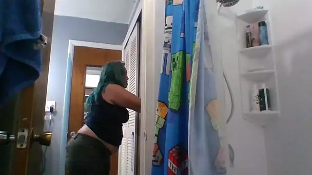 stellaquinn1775 online show from November 28, 2025, 10:34 pm