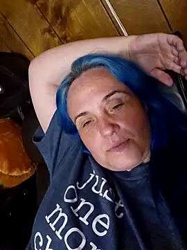 stellaquinn1775 online show from February 19, 2026, 8:16 pm