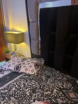 Snapshot of Bonnie_vega chatting on October 24, 2025, 8:16 pm Bonnie vega online show from October 24, 2025, 8:16 pm