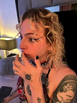 Snapshot of Bonnie_vega chatting on November 2, 2025, 8:22 pm Bonnie vega online show from November 2, 2025, 8:22 pm